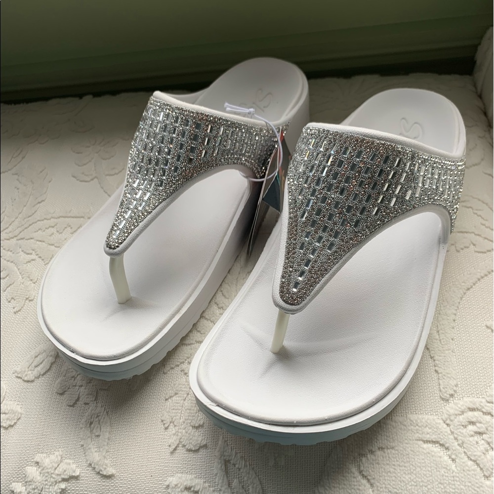 Sketchers dressy flip flops